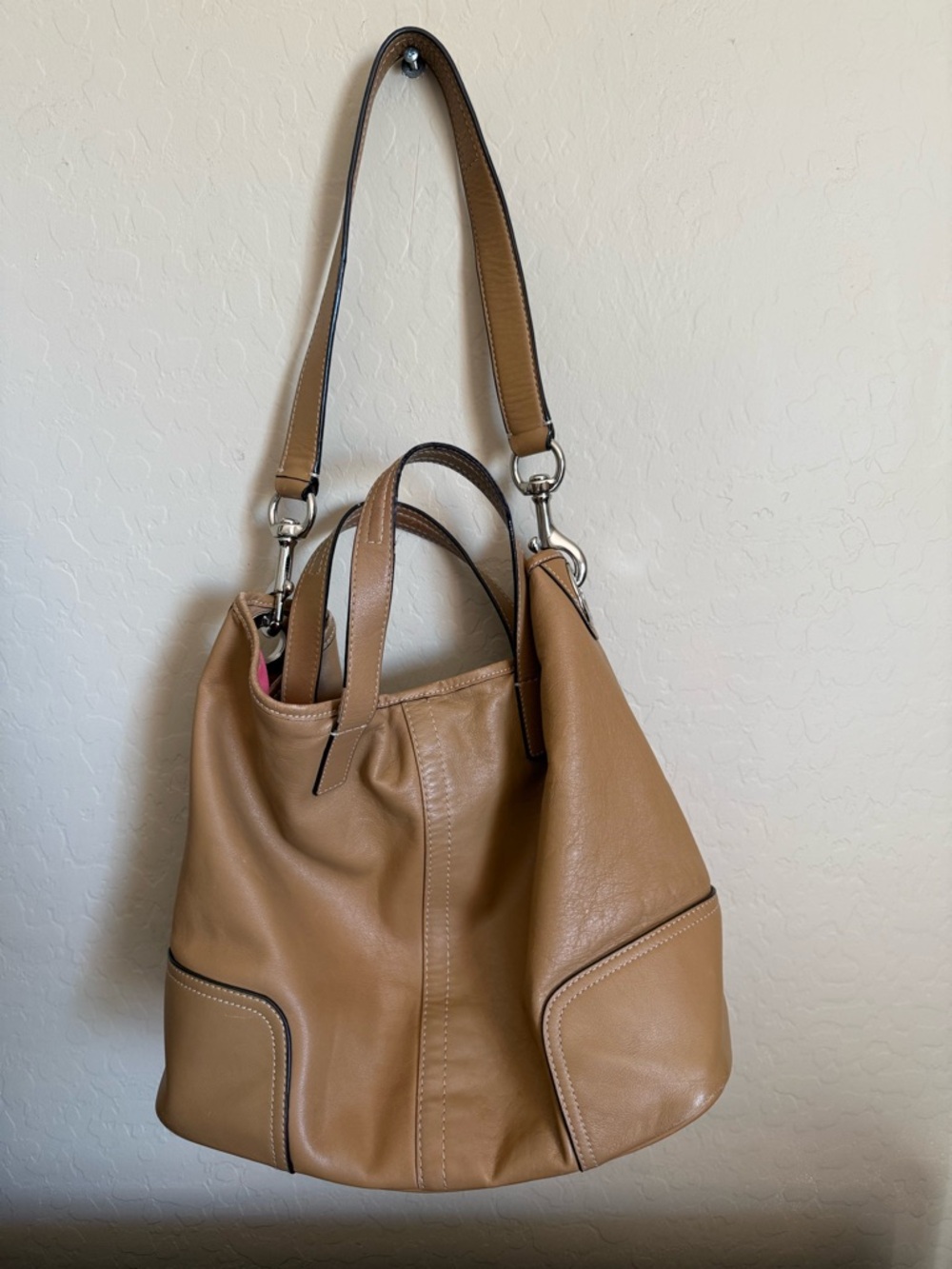 Authentic Coach bag 27728 Hadley leather Duffle - Picture 2 of 11